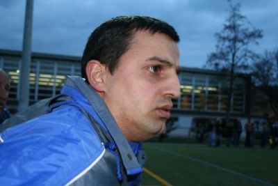 Kicking SV Wehen II