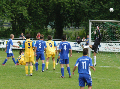 Ausw&auml;rtsspiel beim FC Eddersheim