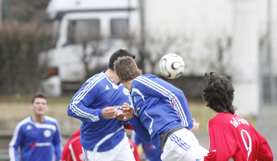 Freundschaftsspiel gegen den TuS Hahn (21. 02. 2009)