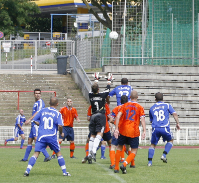 Freundschaftsspiel beim SV Wiesbaden (25. 07. 2009)